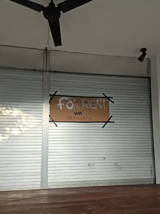 original For Rent cardboard sign for Arts of Bali location