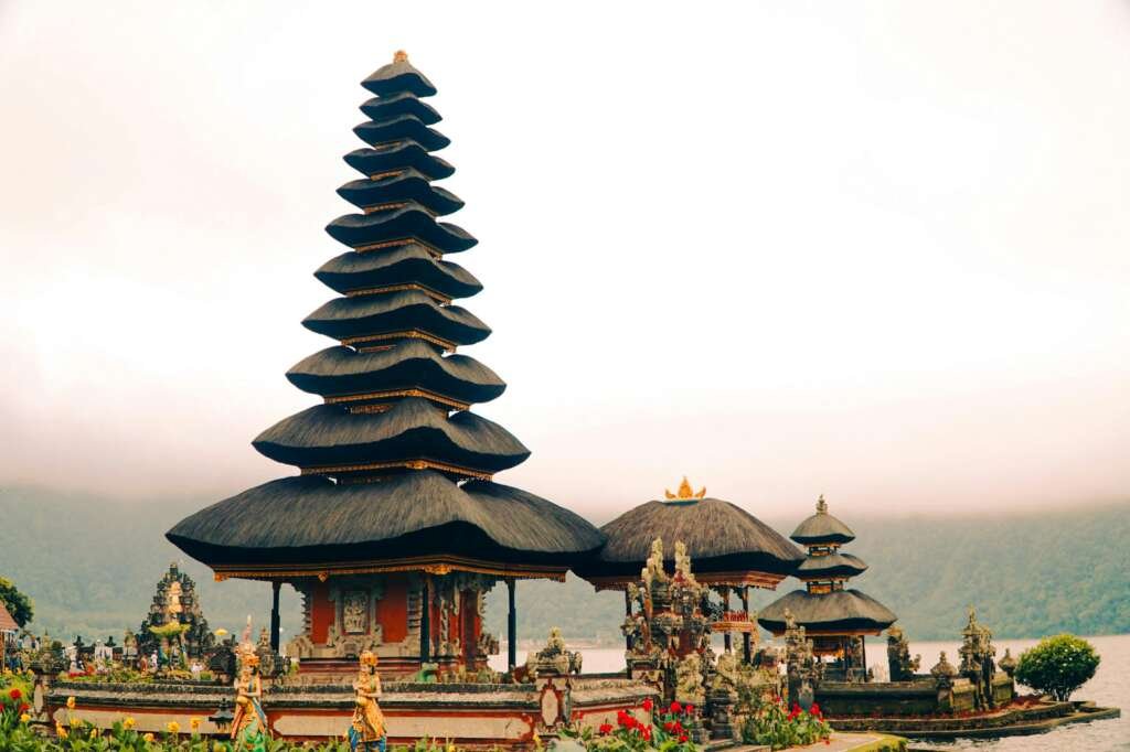 Explore the iconic Ulun Danu Beratan Temple in Bali, beautifully situated by Lake Beratan.