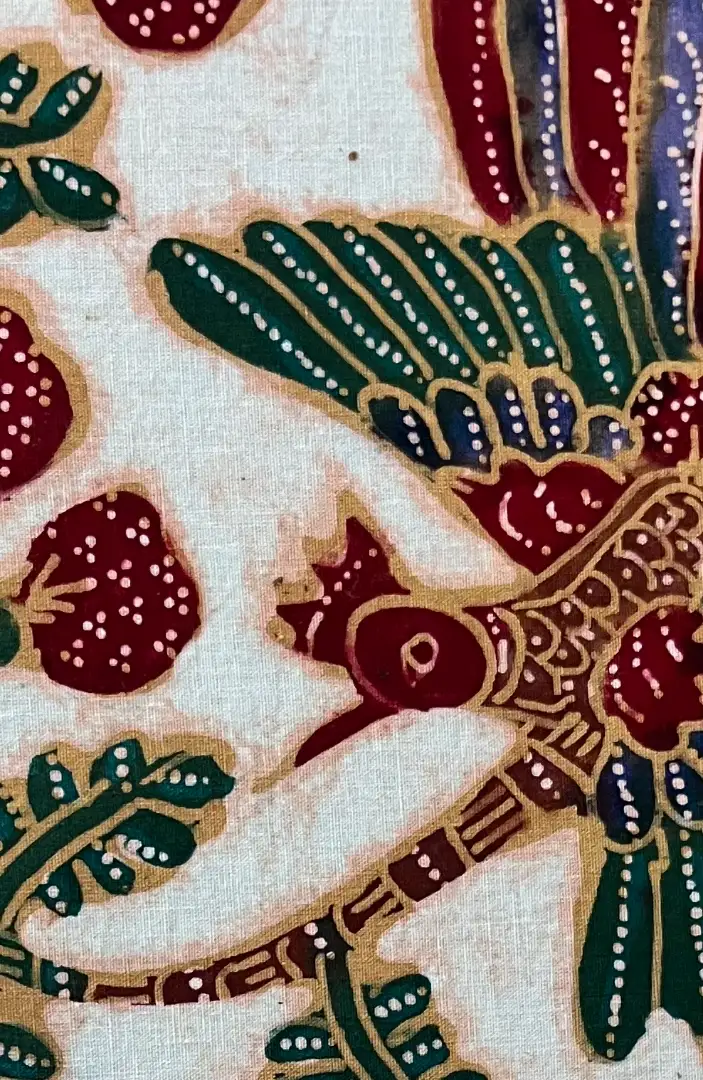 batik cendrawasih bird of paradise head and tail feather detail wax-resist dye arts of bali
